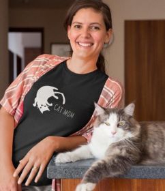 Cat mom t-shirt